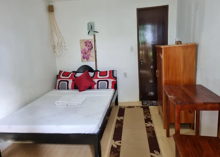 Southpoint Hostel *
