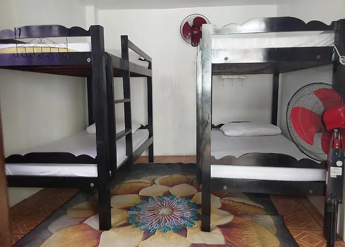 Hostel Southpoint *